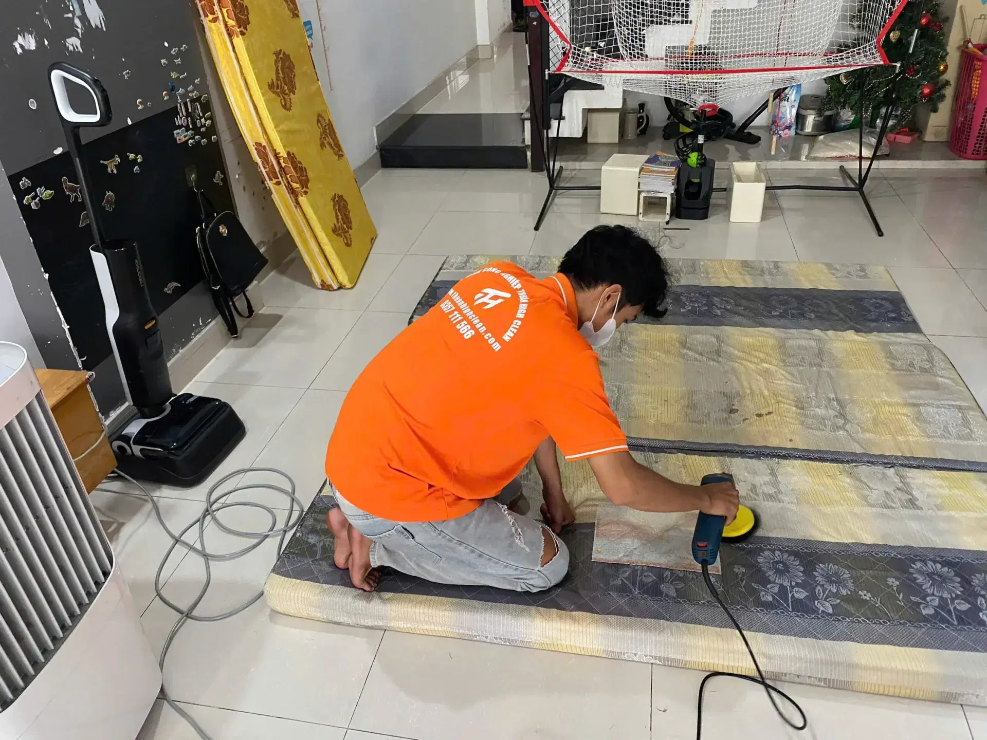 Compressed cotton mattress cleaning